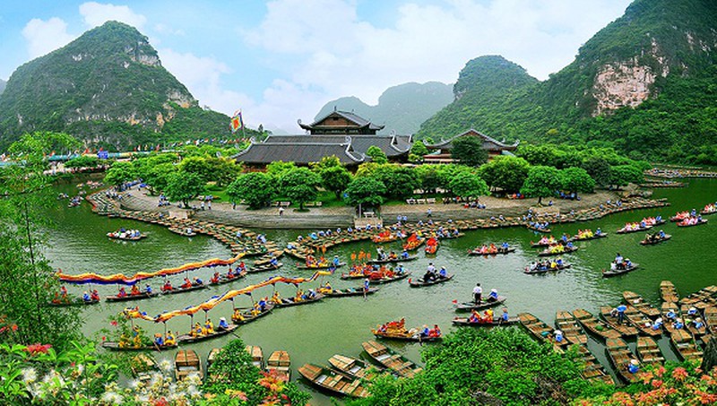 Ninh Binh promotes cultural and human development for sustainable development