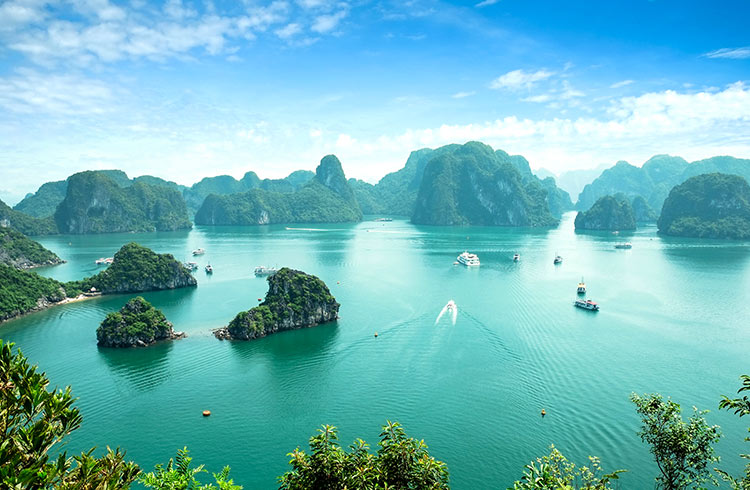 Vietnam is in the top 10 countries favorite by tourists